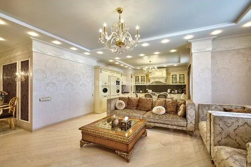 4-к кв. Красноярский край, Красноярск ул. Авиаторов, 41 (200.0 м) - Фото 1