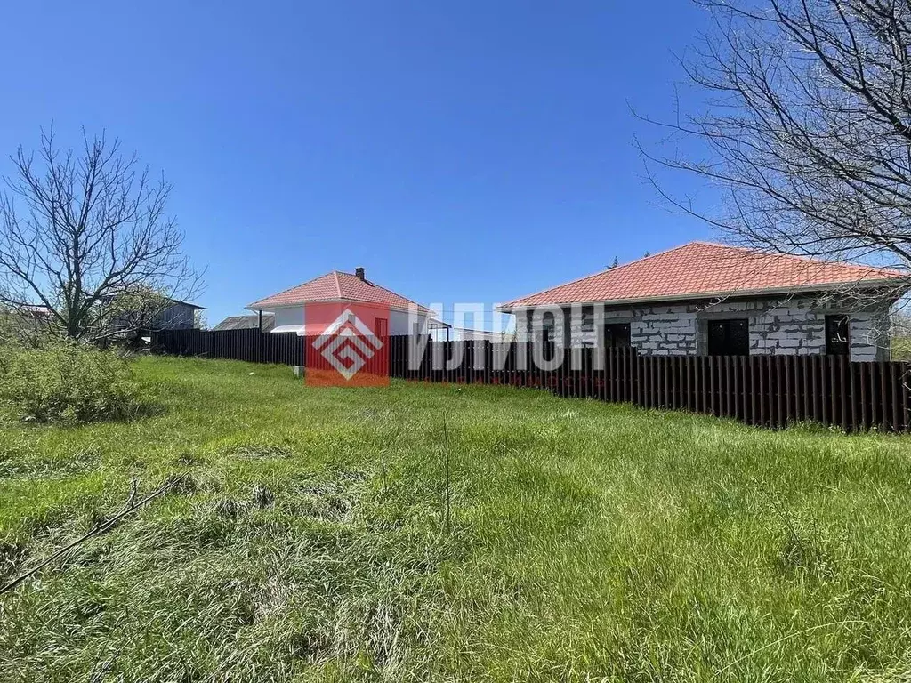Участок в Севастополь с. Павловка, ул. Подлесная, 1 (7.0 сот.) - Фото 1