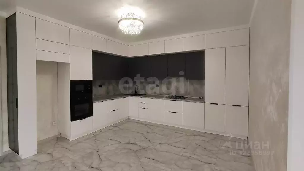 Дом в Ставропольский край, Михайловск Шпаковский район, ул. ... - Фото 1