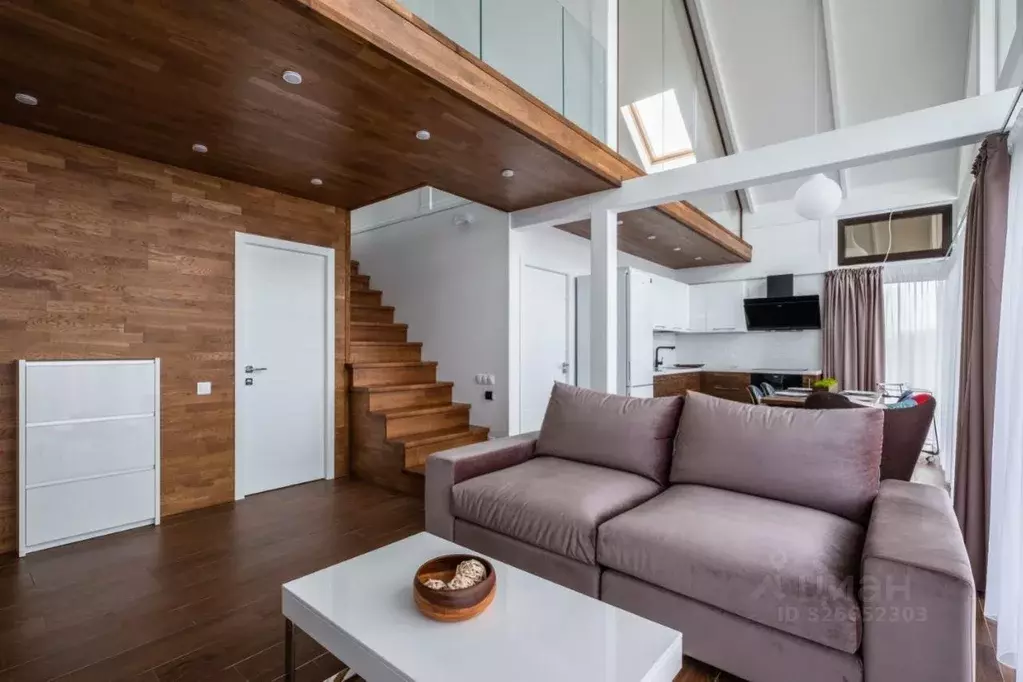 Дом в Краснодарский край, Динской район, Новотитаровская ст-ца ... - Фото 1