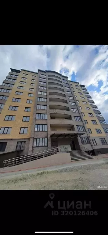 3-к кв. Карачаево-Черкесия, Черкесск ул. Космонавтов, 30 (112.0 м) - Фото 0
