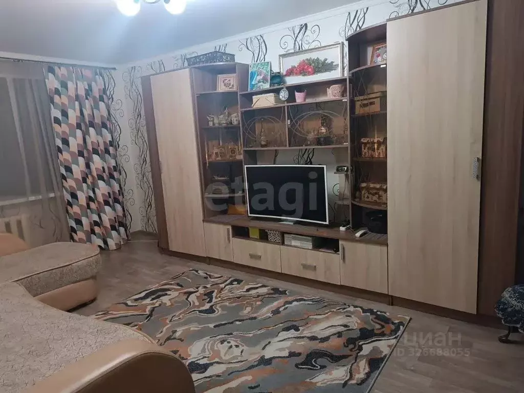 1-к кв. Курская область, Курчатов Сосновая ул., 1 (36.0 м) - Фото 1