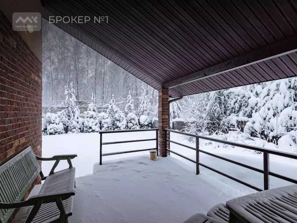 Дом в Ленинградская область, Всеволожский район, д. Колтуши ш. ... - Фото 1