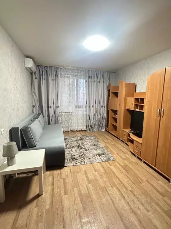 1-к кв. Татарстан, Нижнекамск просп. Мира, 64 (32.7 м) - Фото 1