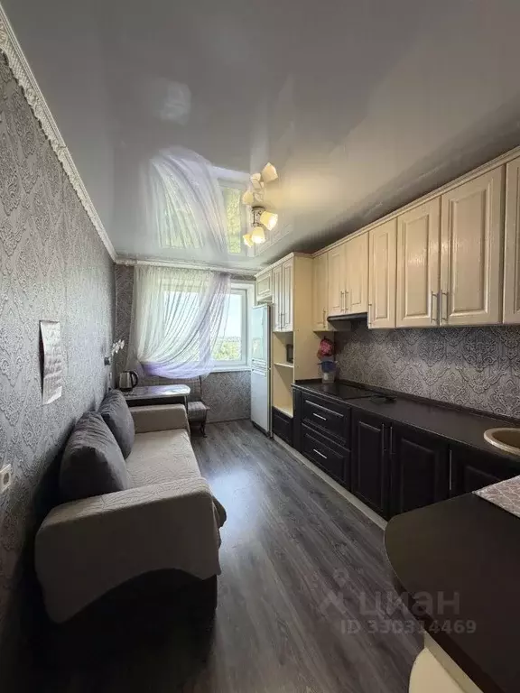 1-к кв. Брянская область, Брянск ул. Чернышевского, 1/1 (48.0 м) - Фото 1