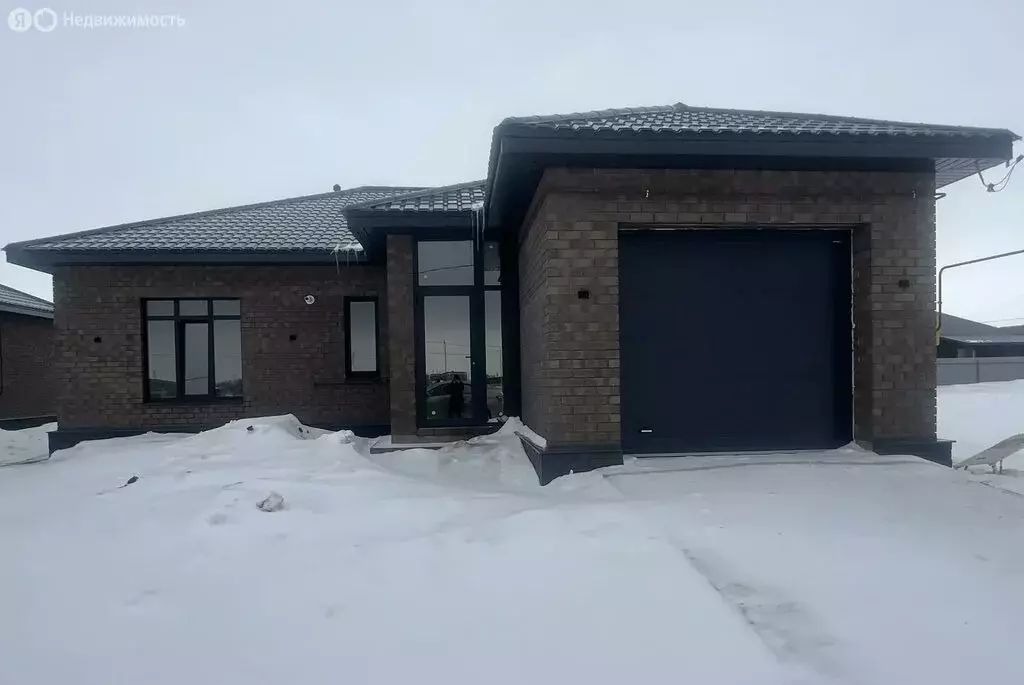 Дом в село Благословенка, Солнечная улица (120 м) - Фото 1