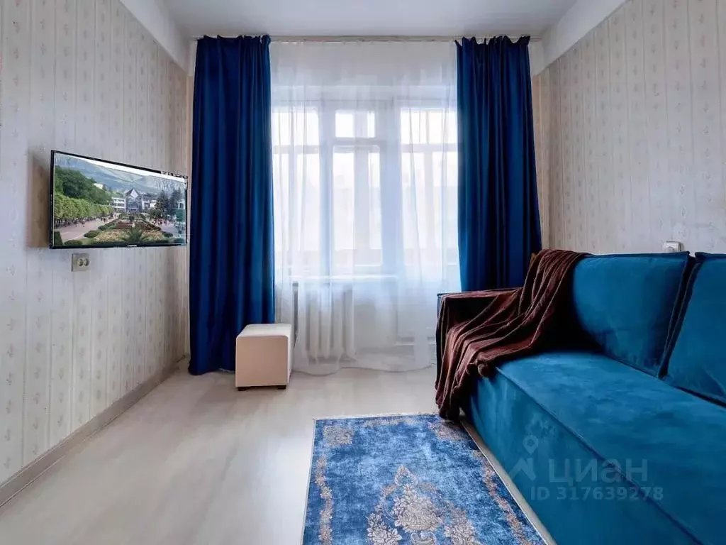 1-к кв. Ставропольский край, Кисловодск ул. Андрея Губина, 51 (40.0 м) - Фото 0