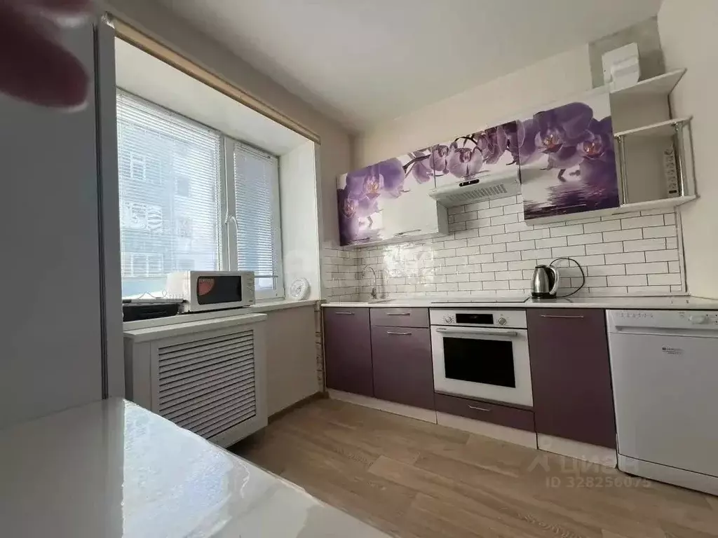 1-к кв. Ямало-Ненецкий АО, Губкинский 9-й мкр, 5 (37.9 м) - Фото 1