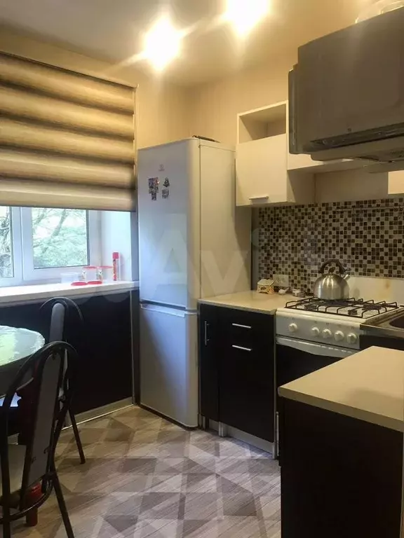 2-к. квартира, 43 м, 2/4 эт. - Фото 0