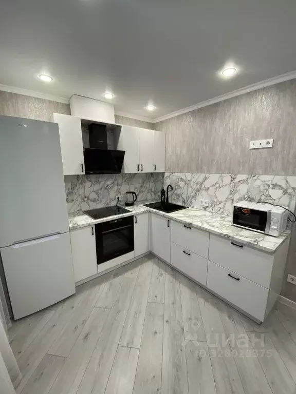 1-к кв. Тюменская область, Тюмень ул. Монтажников, 34 (41.0 м) - Фото 1