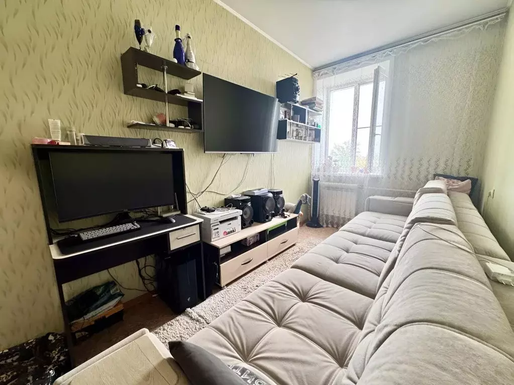 2-к кв. Алтайский край, Бийск ул. Емельяна Пугачева, 13 (42.0 м) - Фото 1