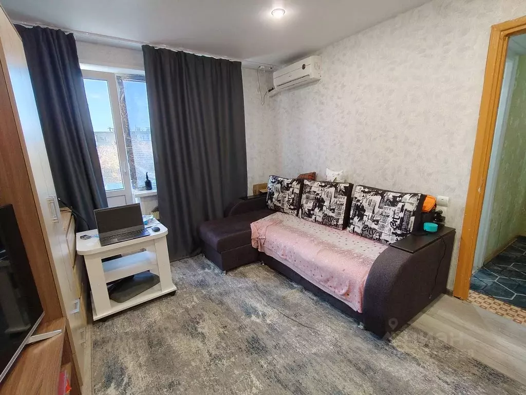 1-к кв. Волгоградская область, Волжский ул. Кирова, 10 (28.2 м) - Фото 1