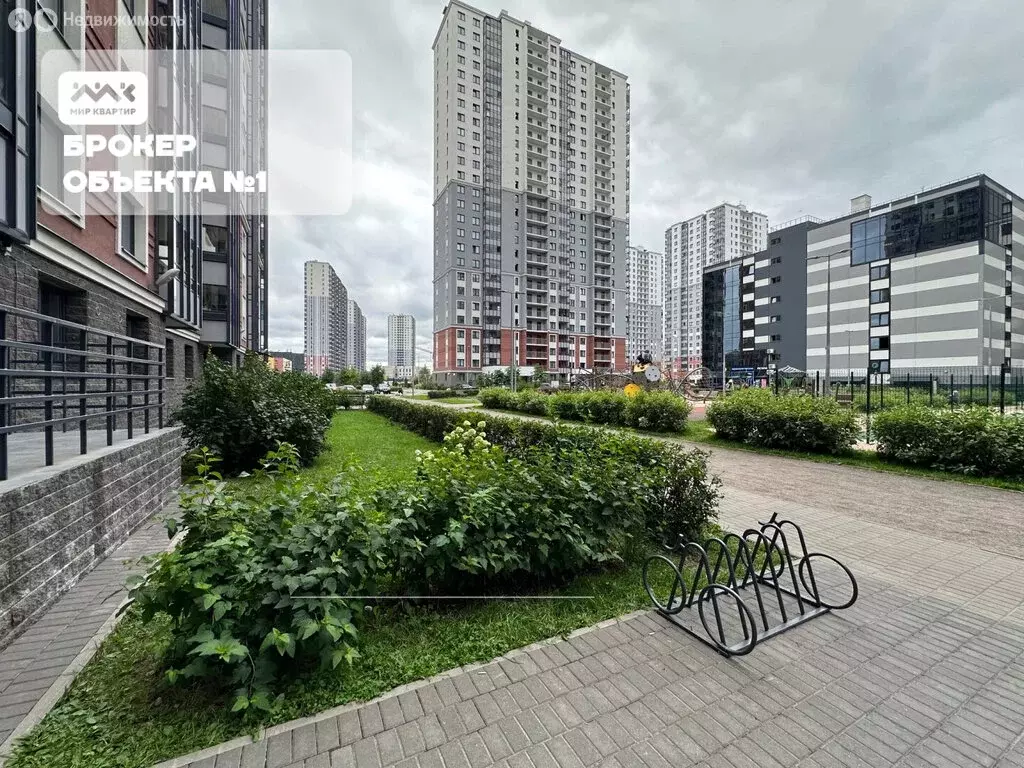 3-комнатная квартира: Санкт-Петербург, улица Дыбенко, 7к2 (68.8 м) - Фото 1