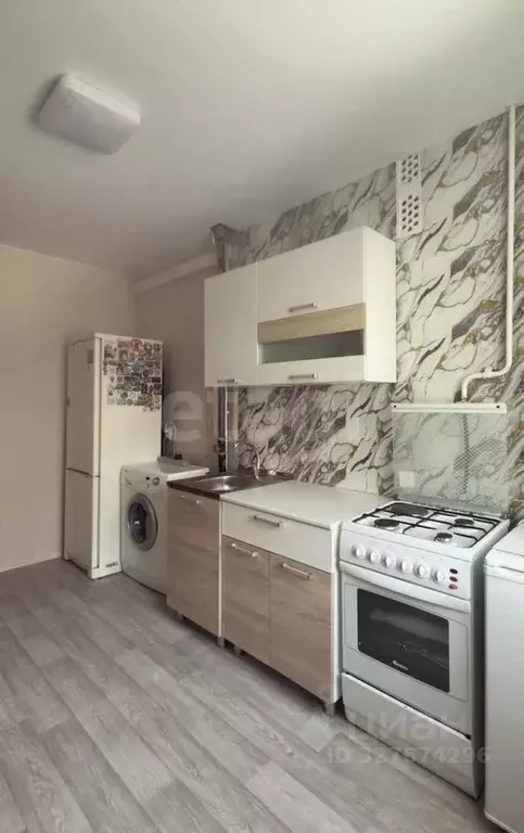 3-к кв. Саха (Якутия), Якутск ул. Дзержинского, 14/2 (68.4 м) - Фото 1