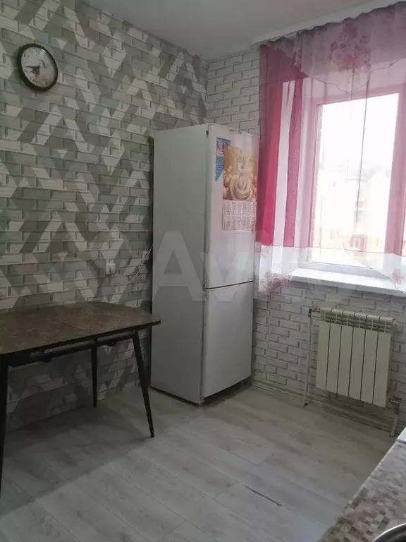 3-к. квартира, 60 м, 1/3 эт. - Фото 1