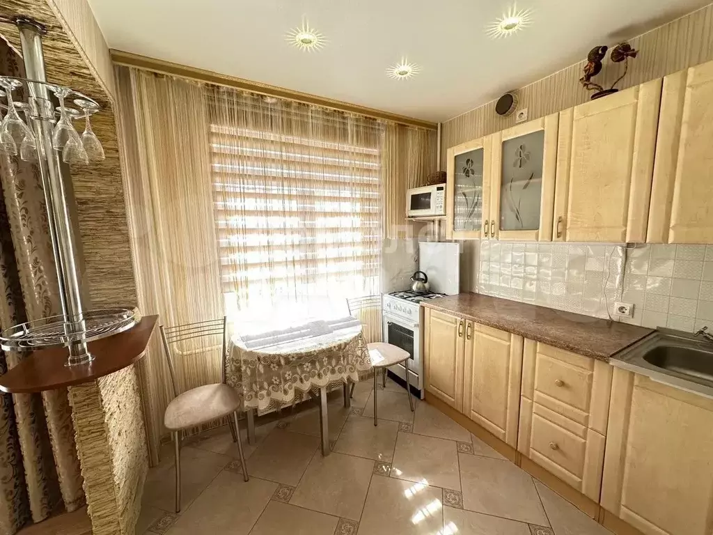 3-к. квартира, 48,8 м, 3/5 эт. - Фото 1