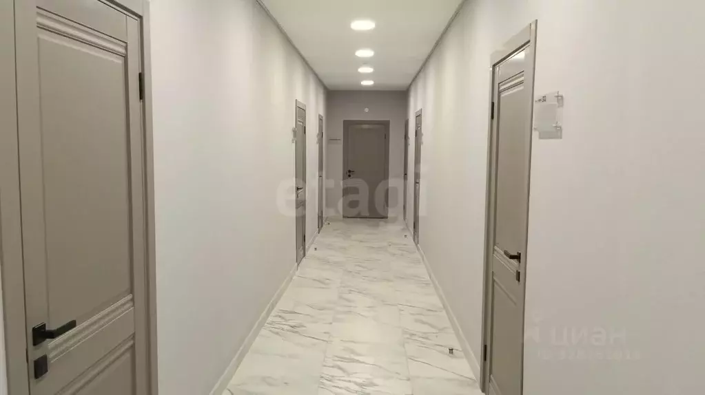 Офис в Тюменская область, Тюмень ул. Дружбы, 207 (300 м) - Фото 1