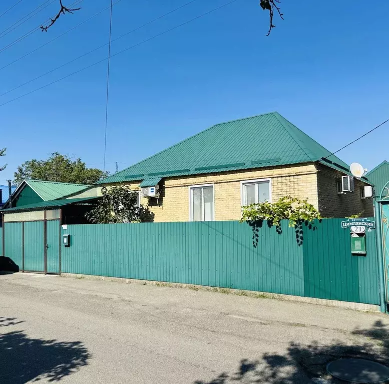 Дом в Ставропольский край, Ставрополь № 4 мкр, проезд Цимлянский, 21 ... - Фото 1