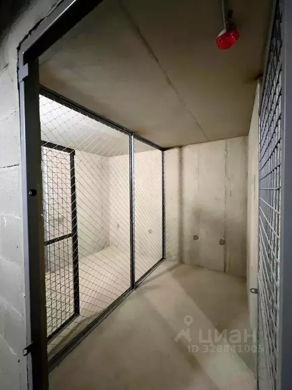 Гараж в Санкт-Петербург, Санкт-Петербург, Пушкин ул. Камероновская, 9 ... - Фото 1