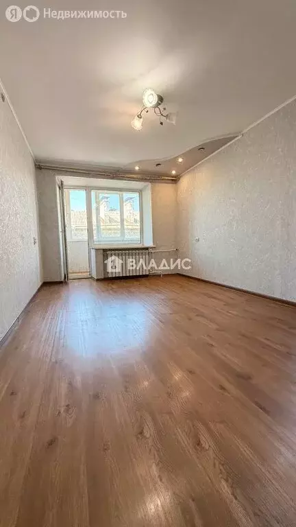 3-комнатная квартира: Уссурийск, Русская улица, 11 (51 м) - Фото 1