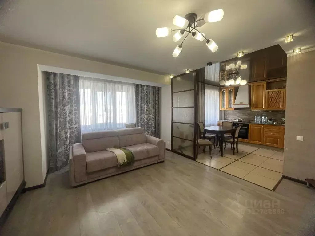 3-к кв. Самарская область, Самара просп. Карла Маркса, 33 (75.0 м) - Фото 0