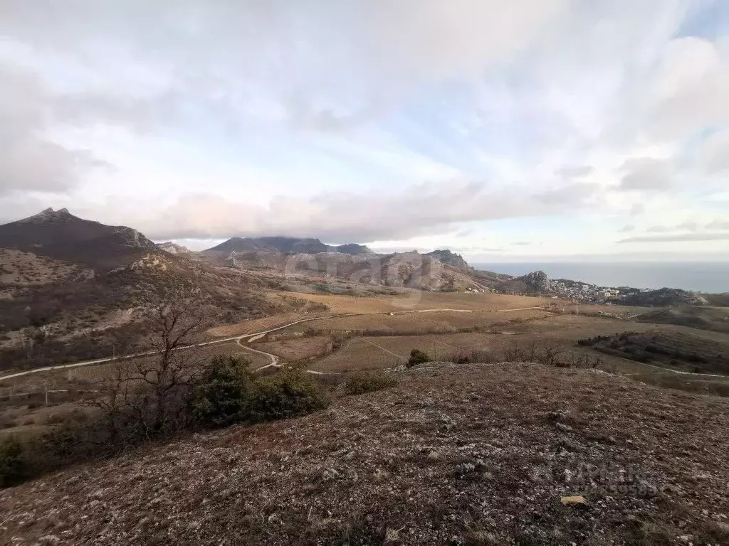 Участок в Крым, Феодосия муниципальный округ, Курортное пгт ул. ... - Фото 1