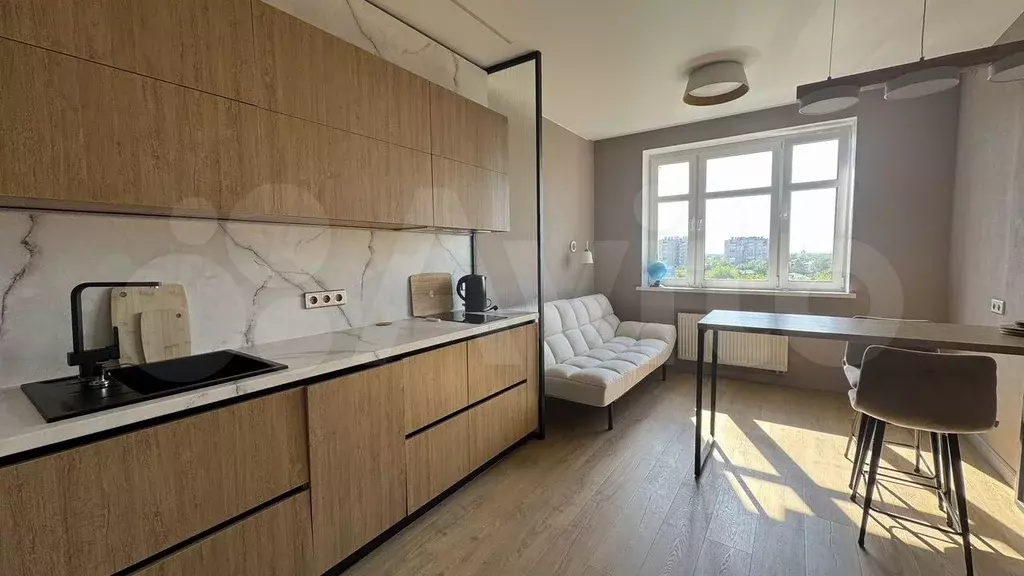 2-к. квартира, 70 м, 8/11 эт. - Фото 0