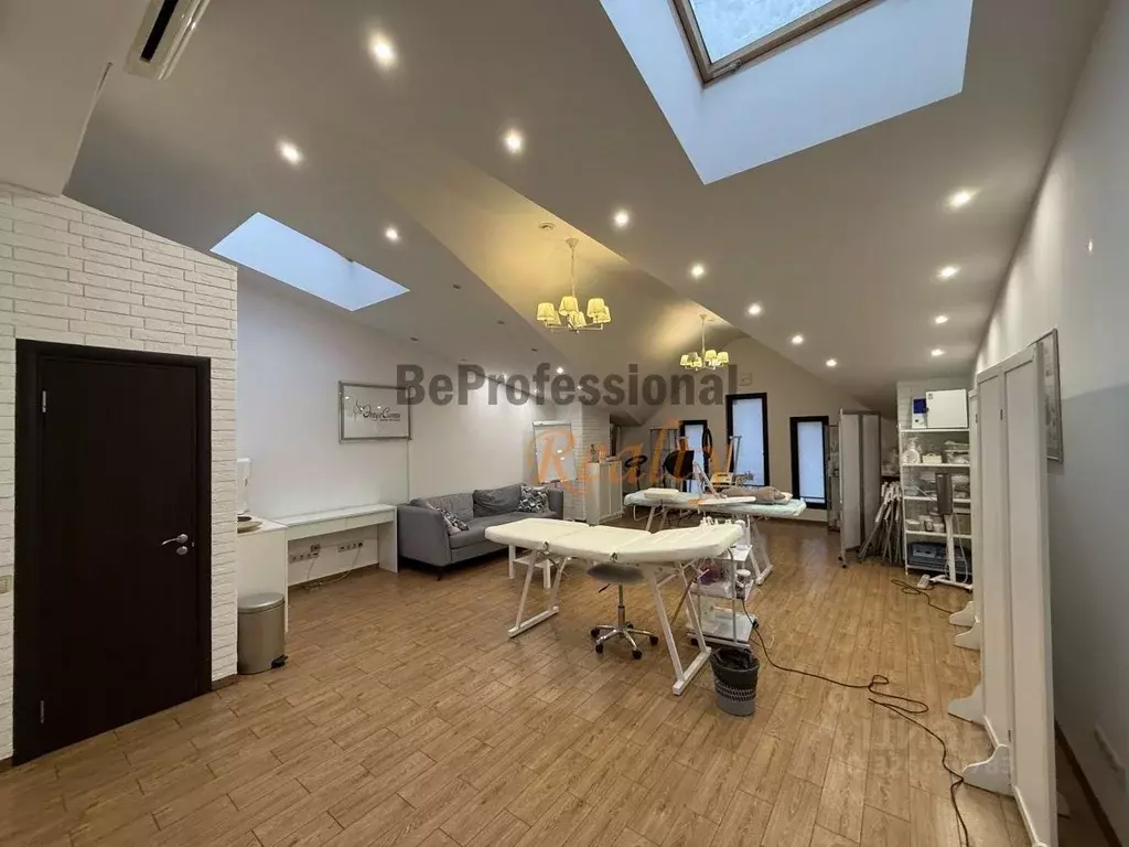 Помещение свободного назначения в Москва Бауманская ул., 13С1 (53 м) - Фото 1