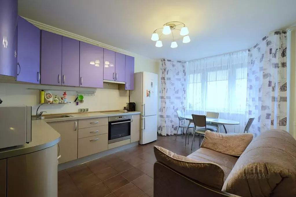 2-к кв. Москва Нарвская ул., 1Ак4 (64.0 м) - Фото 1