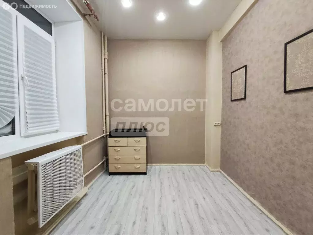 1к в 14-комнатной квартире (8 м) - Фото 1