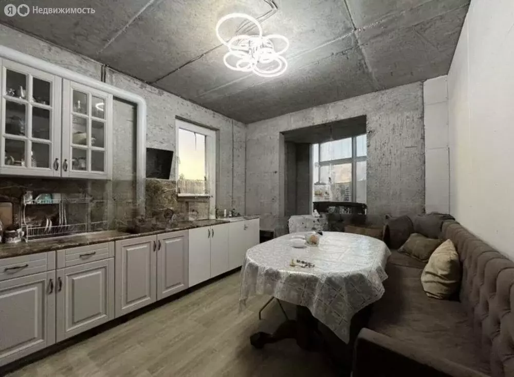 2-комнатная квартира: Пятигорск, улица Бунимовича, 1А (86 м) - Фото 2