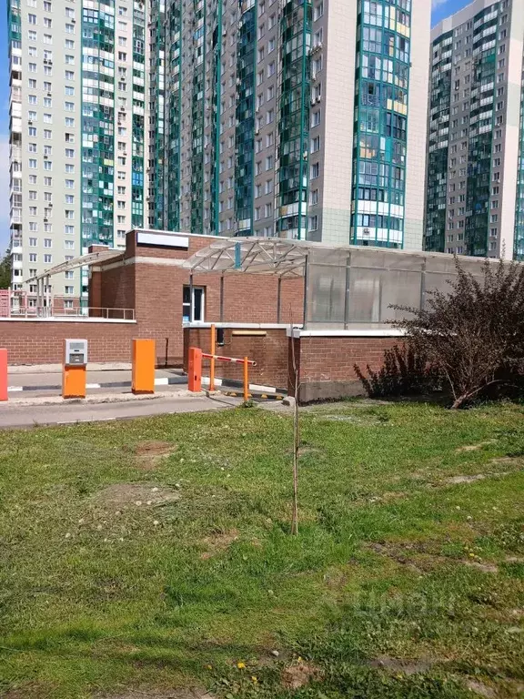 Гараж в Московская область, Красногорск ул. Игоря Мерлушкина, 10 (13 ... - Фото 0