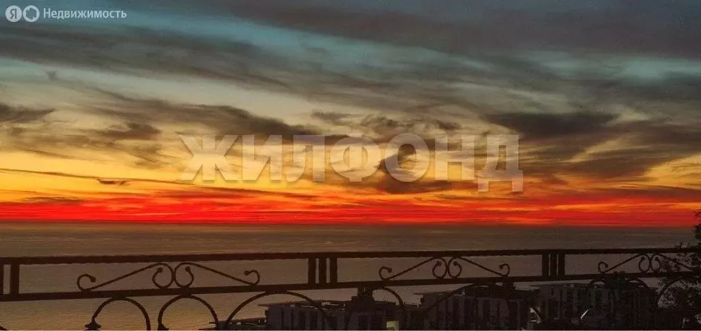 Дом в Сочи, Курортный проспект (600 м) - Фото 1