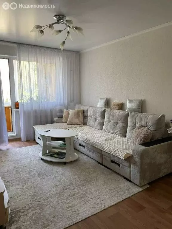 2-комнатная квартира: Казань, улица Братьев Касимовых, 8 (45.2 м) - Фото 1