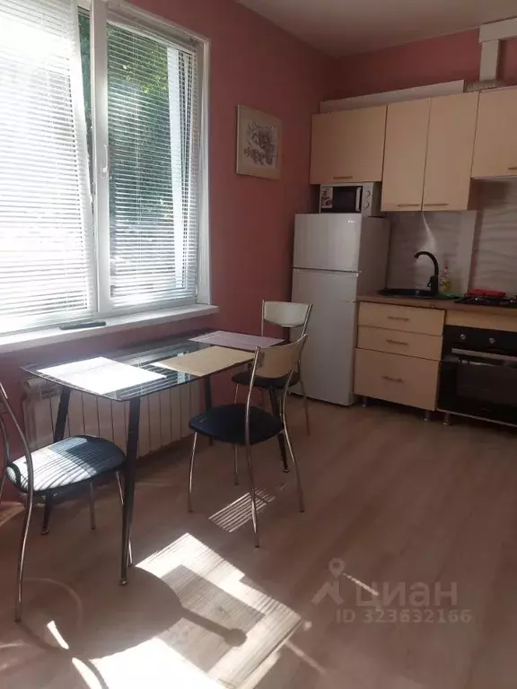 3-к кв. Краснодарский край, Сочи Светлана мкр, ул. Тургенева, 12 (46.0 ... - Фото 2