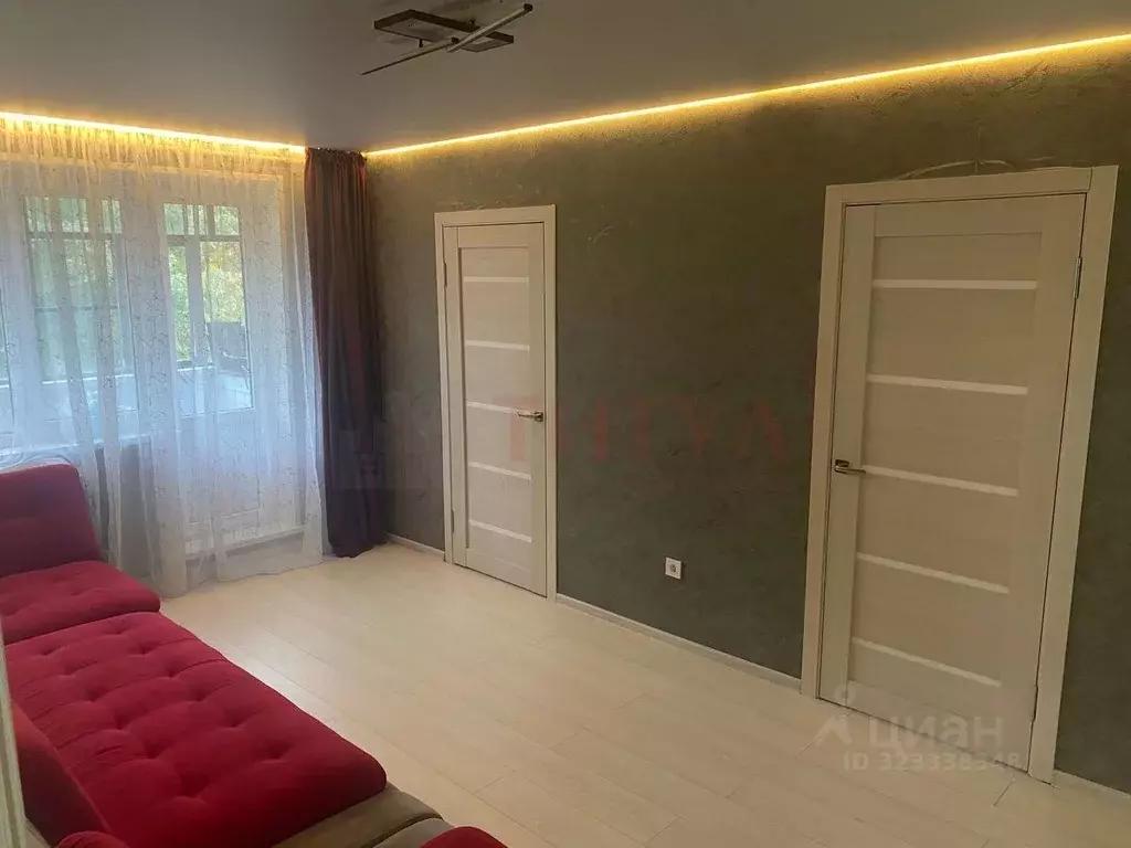 4-к кв. Белгородская область, Старый Оскол Лебединец мкр, 17 (63.0 м) - Фото 1