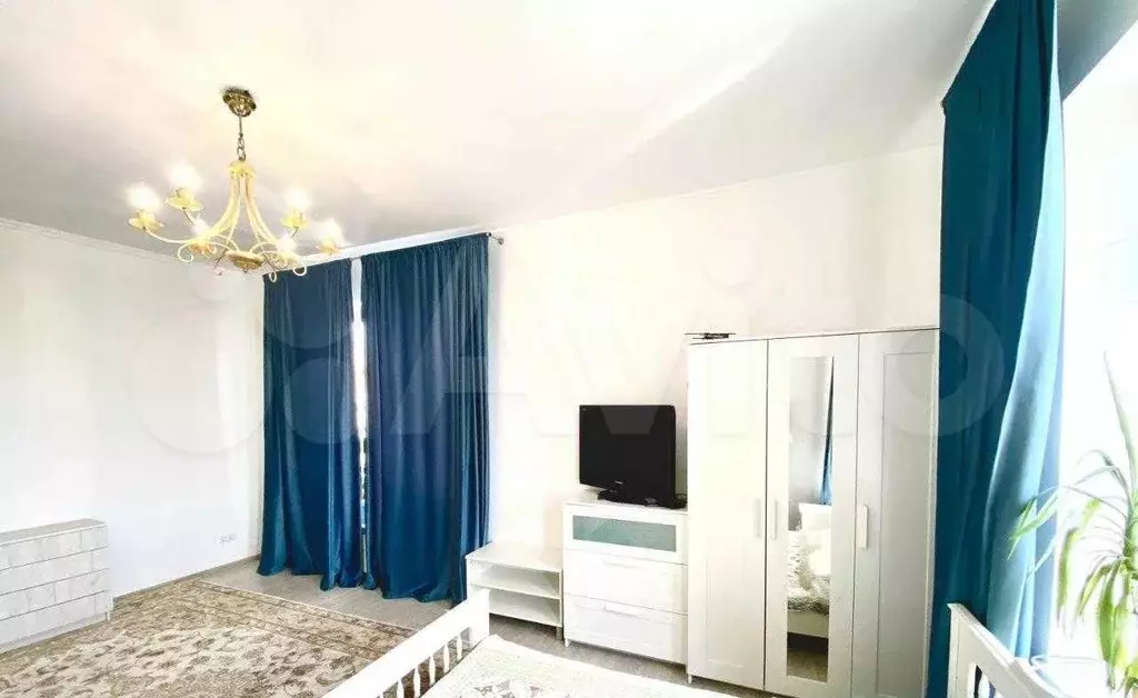 2-к. квартира, 69 м, 8/16 эт. - Фото 1