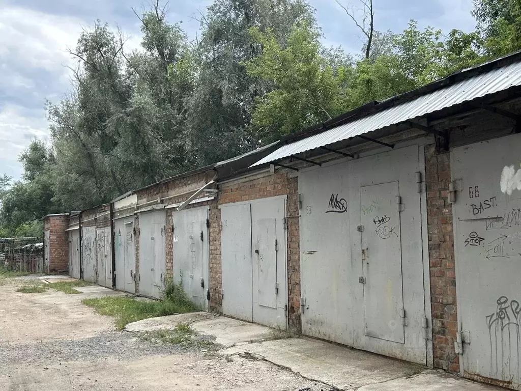 Гараж в Омская область, Омск наб. Иртышская, 12 (17 м) - Фото 1