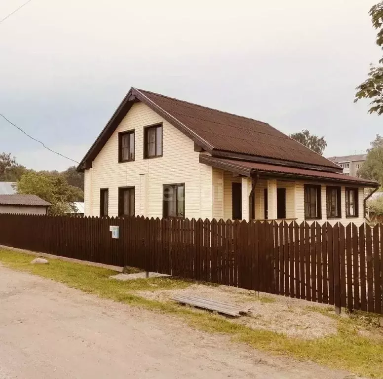 Дом в Вологодская область, Сокол Череповецкая ул., 9 (120 м) - Фото 0