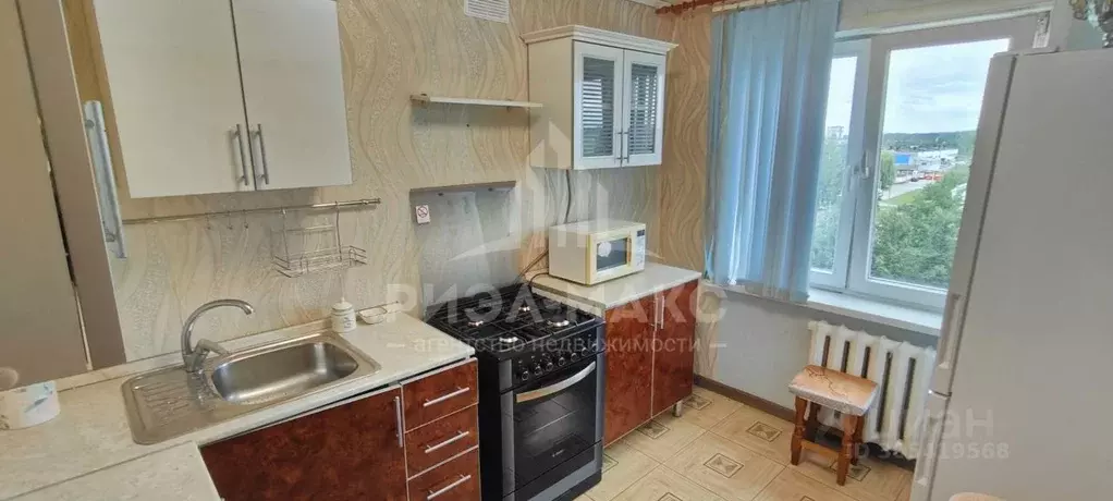 3-к кв. Брянская область, Брянск Почтовая ул., 120 (63.3 м) - Фото 2