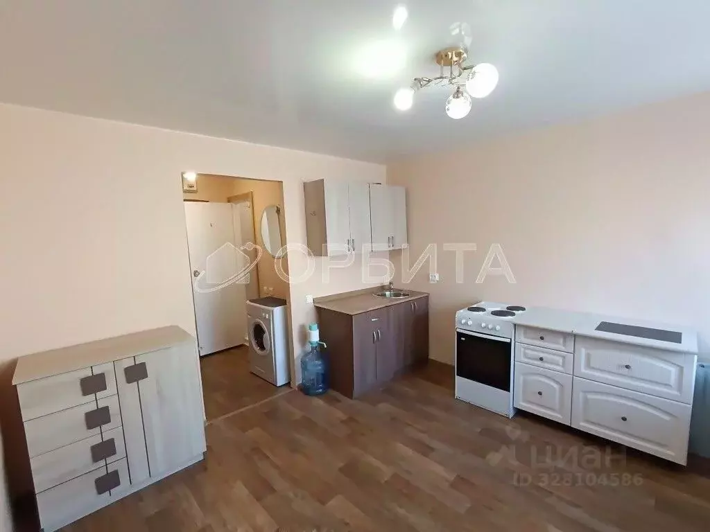 Студия Тюменская область, Тюмень проезд Геологоразведчиков, 6 (18.8 м) - Фото 1