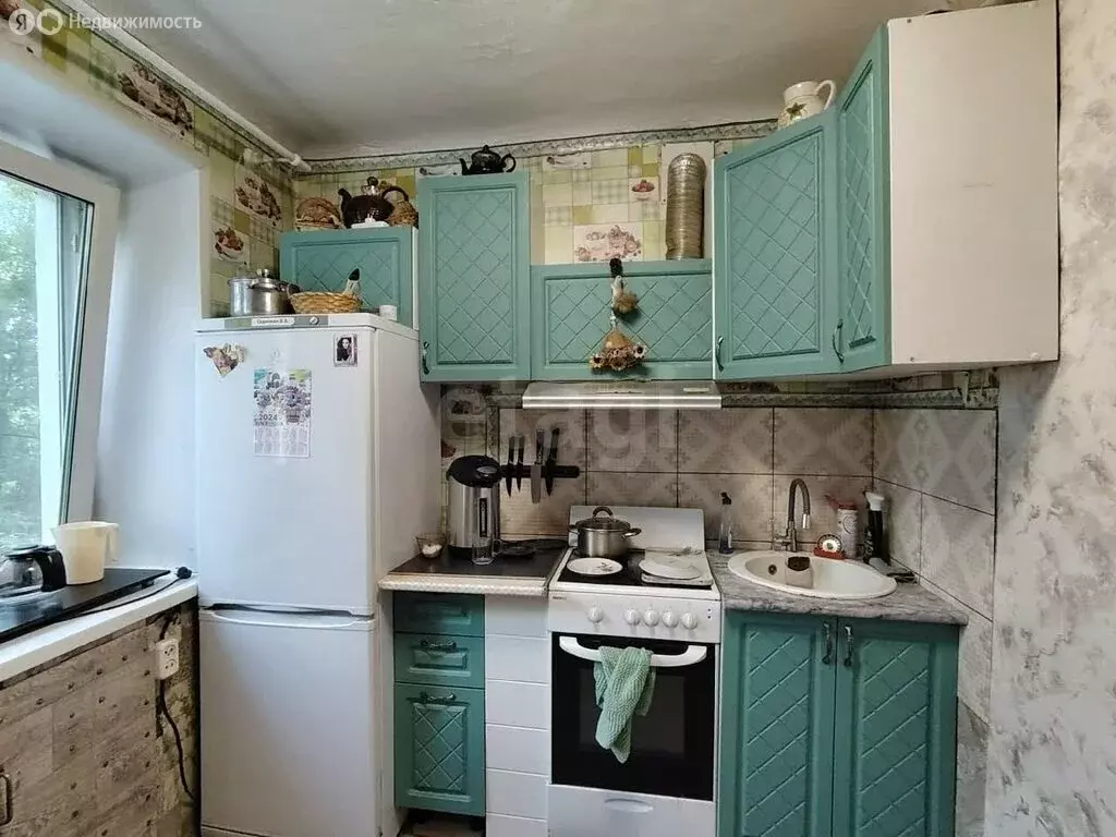 3-комнатная квартира: Алапаевск, улица Павлова, 23 (56.7 м) - Фото 1