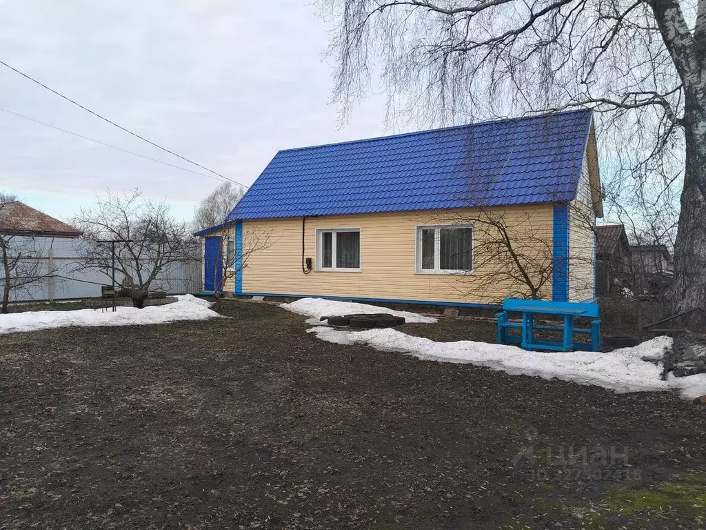 Дом в Рязанская область, Сараи рп ул. Привокзальная, 43 (80 м) - Фото 1