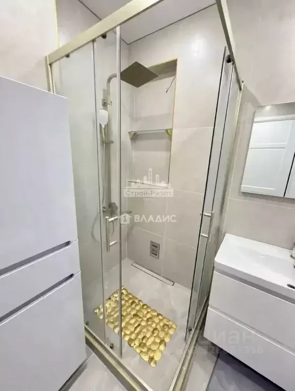 1-к кв. Крым, Керчь ул. Блюхера, 11 (34.2 м) - Фото 2
