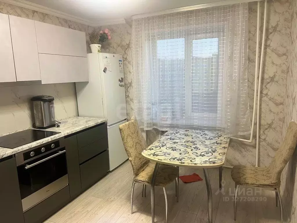 3-к кв. Сахалинская область, Углегорский городской округ, Шахтерск пгт ... - Фото 1