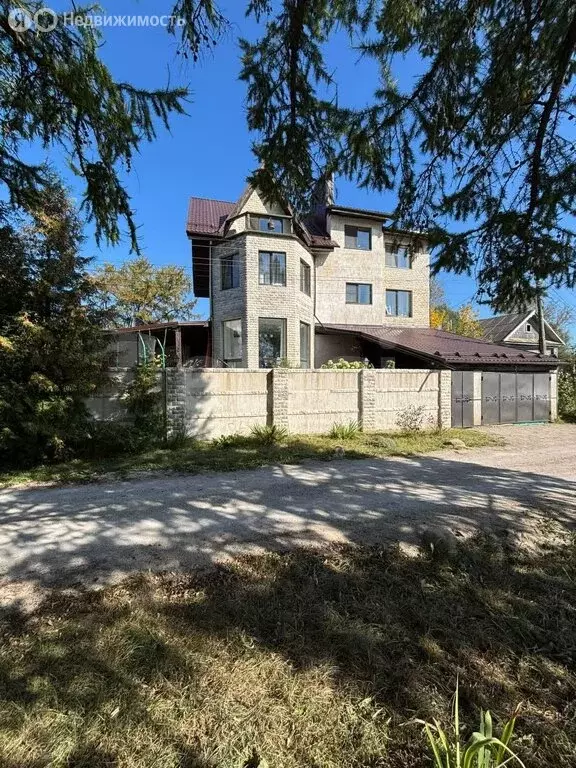 Дом в Глазково, улица Набережная реки Тверца (350 м) - Фото 1