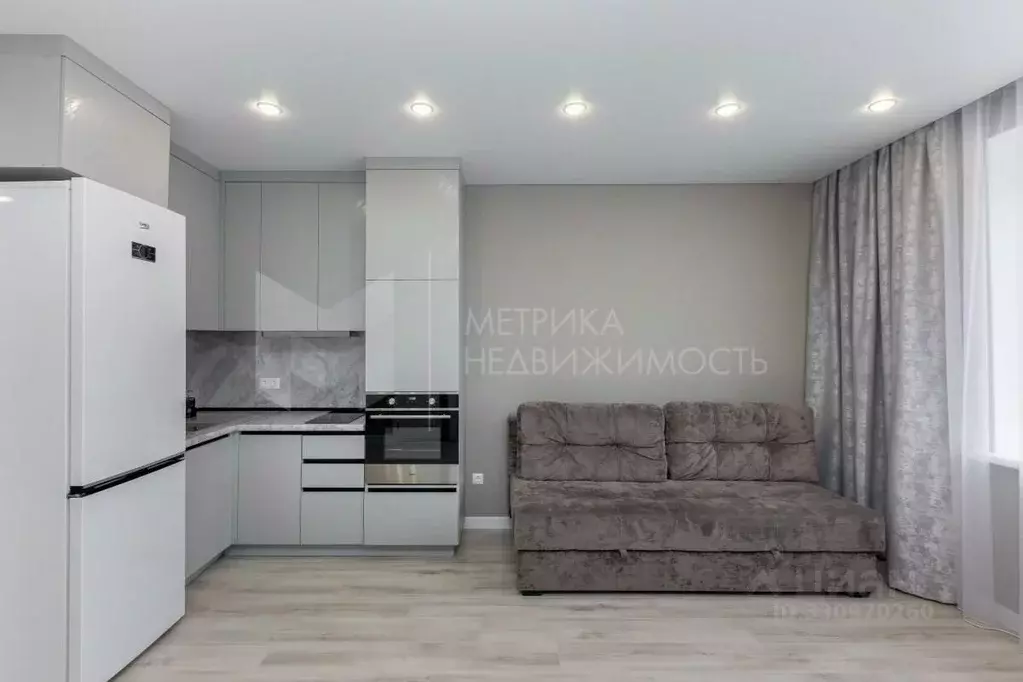 1-к кв. Тюменская область, Тюмень ул. Республики, 204к11 (47.5 м) - Фото 1