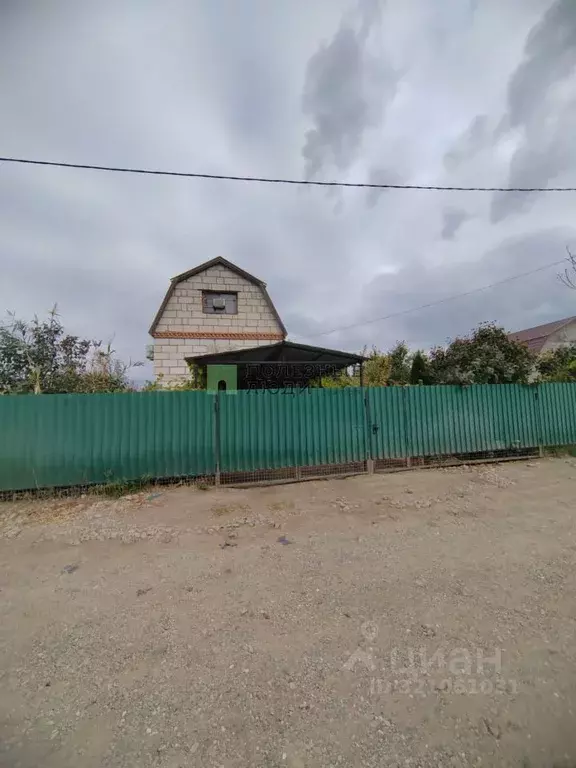 Дом в Астраханская область, Астрахань ул. 9-я Березовая, 21 (108 м) - Фото 1