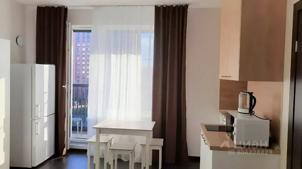 Студия Санкт-Петербург аллея Арцеуловская, 15 (26.0 м) - Фото 1