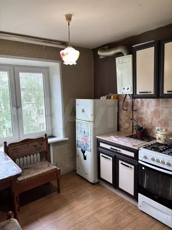 1-к. квартира, 30 м, 4/4 эт. - Фото 0